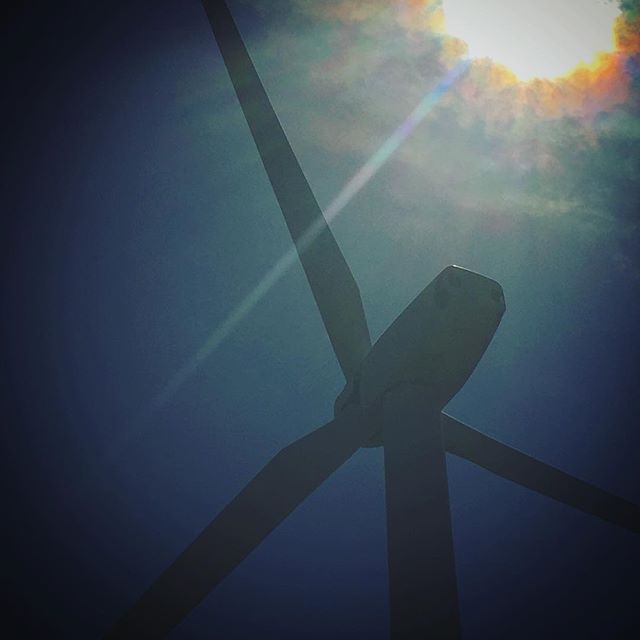 佐田岬の風車を、ちょびっとアートっぽく。#バエアート