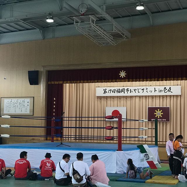 さて、本番間近です。九州に来た目的はこれ、福岡おやじサミットの分科会での発表という大役をいただいております。なんか、ぼちぼちキンチョーしてきたww